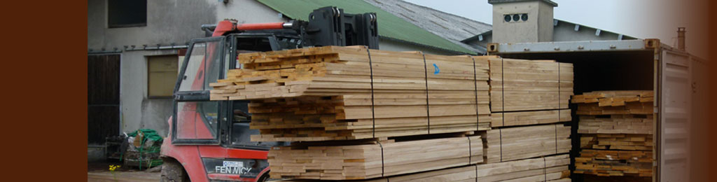 Transport de chêne en container pour l'export